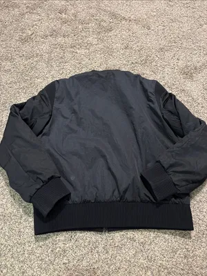 Lululemon Womens Reversible Insulated Bomber Jacket size large thumbnail 4