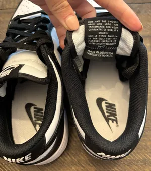 Women’s Dunk Nike Low Panda 7 thumbnail 4
