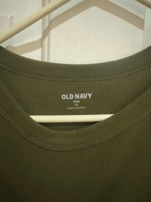 Old Navy Snug Crop T-Shirt thumbnail 3