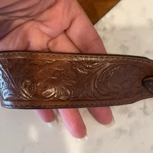 Justin Boots vintage brown leather embossed silver buckle 90s western bohemian Gypsy thumbnail 3