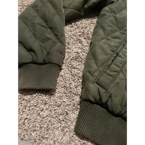 Banana Republic‎ Womens Olive Green Quilted Bomber Jacket Small Full Zip thumbnail 4