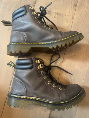 Dr. Martens Size 6 Faora Brown Leather Lace-Up Boots thumbnail 6