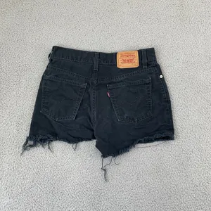 VTG Levi's 510 Jean Shorts Women 6 Black Lower Rise Slim Fit Distressed Cutoff thumbnail 5