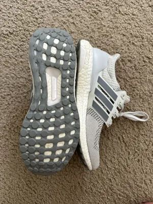 Grey Adidas Shoes thumbnail 3