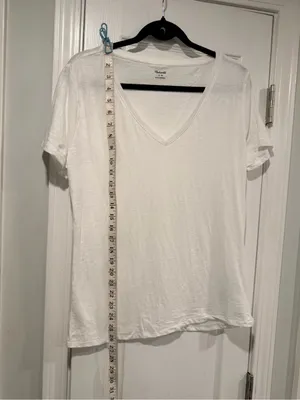 NWOT Madewell Size M White V Neck Short Sleeve Lightweight Slub Cotton Top thumbnail 3