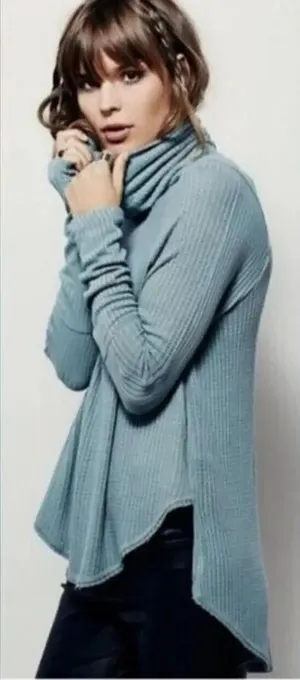 Free People Drippy Cowl Neck Thermal Waffle Knit Tunic Top Women’s Medium thumbnail 1