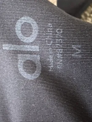 Alo top Black Size 4 thumbnail 3