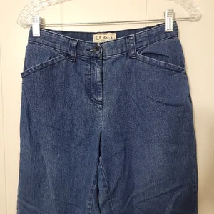 L.L.Bean Classic Fit Straight Leg Jeans Women’s 4 Regular Blue Denim thumbnail 2