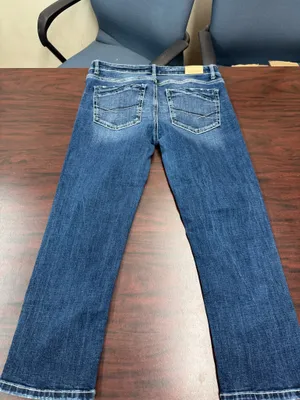 BKE Women’s Payton Universal Fit Mid-Rise Capri Jeans Size 29 thumbnail 3