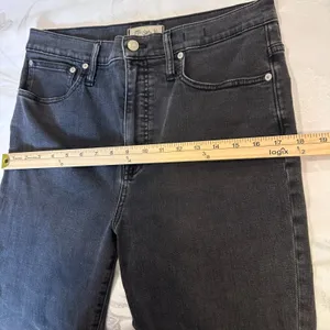 Madewell Women's Size-30 Black Wash Classic‎ Straight Leg Jeans thumbnail 6