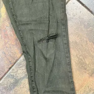 Vervet New Flying Monkey Army Green Distressed Jeans 28 thumbnail 3