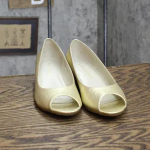 Laura Ashley Womens Vintage Open Toe Wedge Heels 1673ec74573228 Gold Yellow 6M thumbnail 3