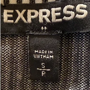 EXPRESS Black White‎ Striped Tie Waist Short Sleeve Knit Top EUC SizeSmall thumbnail 7