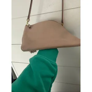 Tory Burch Women’s Light Oak Tassel Crossbody Bag Leather thumbnail 6