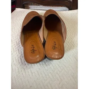 Style & Co Womens Tan Faux Suede Studded Clog Mules Wood Block Heel Size 11M thumbnail 3