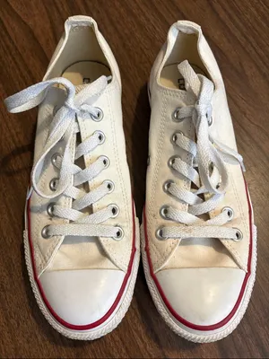 Converse Men 6 Women 8 Classic Low Top Canvas Sneakers Off White thumbnail 1