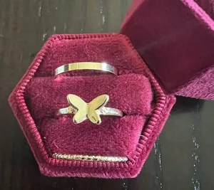 Ladies Gorgeous Golden Stackable Ring Trio Size 7 Silver thumbnail 1