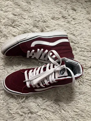Vans High Top Sneakers Women’s Size 6, Men’s Size 4.5 Burgundy with White thumbnail 4