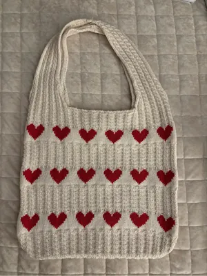 Women’s Cream Knit Heart Tote Bag with Red Hearts thumbnail 1