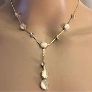 Vintage hanging Y necklace thumbnail 1