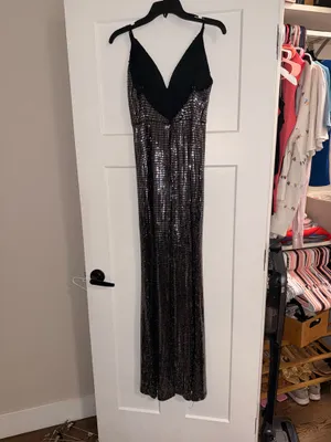 Silver mirror ball style prom dress Size M thumbnail 2