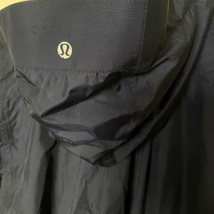 Lululemon No Rain No Gain Jacket, Indigo, Size 8 thumbnail 10