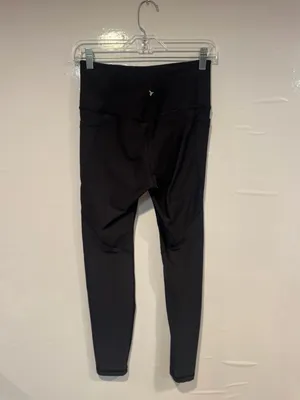 High-Waist Black‎ Athletic Old Navy pocket Leggings thumbnail 4