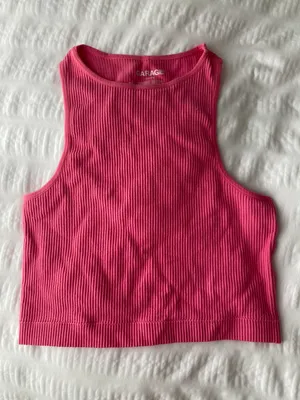 High Neck Tank thumbnail 3