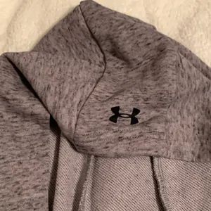 Under Armour 1/4 zip Cropped Hoodie thumbnail 4