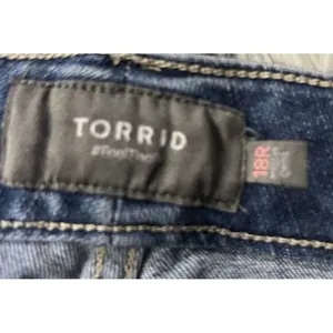 TORRID Bombshell Skinny Jeans Women Plus 18 Distressed Medium Wash Stretch Ankle thumbnail 3