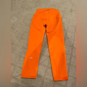 ALO leggings thumbnail 2