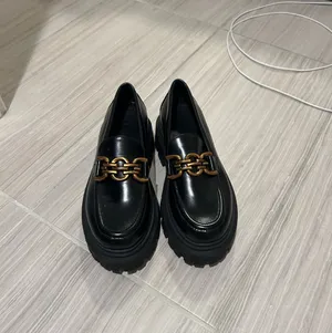 Black Platform Loafers H&M thumbnail 2