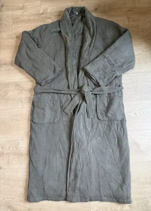 EUC Unisex Pottery Barn waffle weave resort robe Loden green size M thumbnail 1