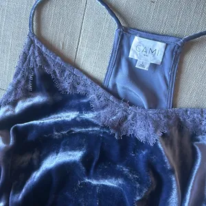 Cami NYC The Racer Lace Trimmed Velvet Tank Top in Lavender Size Large thumbnail 4