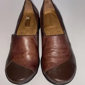 Hush Puppies Slip On Leather Shoes size‎ : 7.5 thumbnail 4