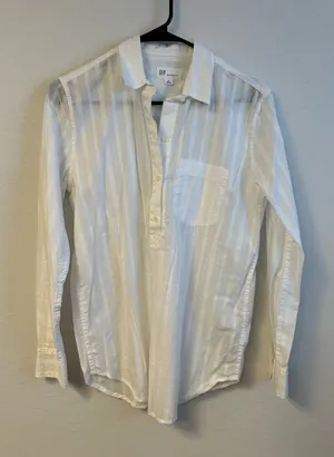GAP Men's White Long-Sleeve Stripe Button-Down Shirt thumbnail 1
