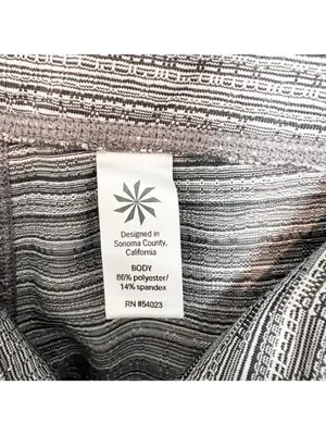 Athleta Chaturanga Leggings Size S Black Jacquard Textured Workout Pant Normcore thumbnail 8