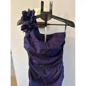 Alfred Angelo Dream Maker Purple One‎ Shoulder Flower Ruched Gown Size 11/12 thumbnail 2