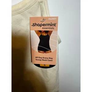 Brand New Shapermint Essentials All Day Everyday Scoop Neck Cami Top Small thumbnail 3