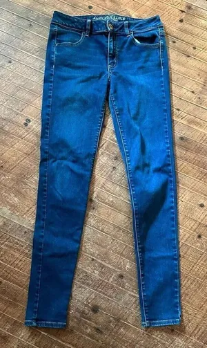 American Eagle stretchy 8 long dark wash normcore jeggings thumbnail 1
