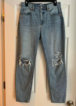 Vestique medium wash mom jeans thumbnail 2