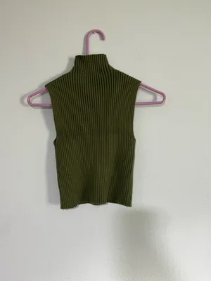 Zara Sleeveless Mock Neck Ribbed Crop Sweater - Olive Green Sleeveless Preppy S thumbnail 5