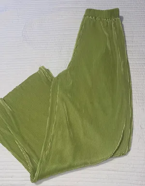 Pleated Set Green thumbnail 2