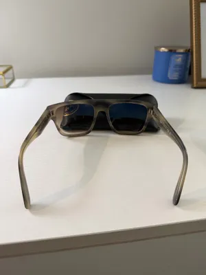 Ray-Ban Sunglasses thumbnail 3