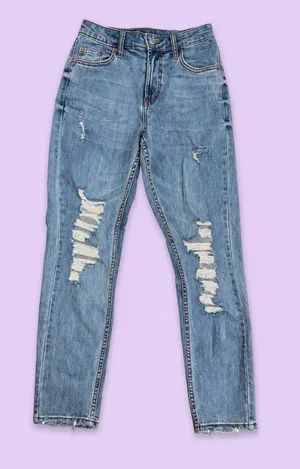 Wild Fable Women’s Light Wash Distressed Straight Leg Jeans Size 00 thumbnail 1