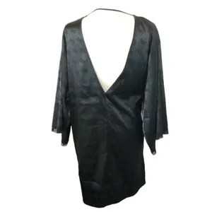 YITTY‎ Women's Satin Pretty Mini Robe Size Medium Iconic Black thumbnail 4