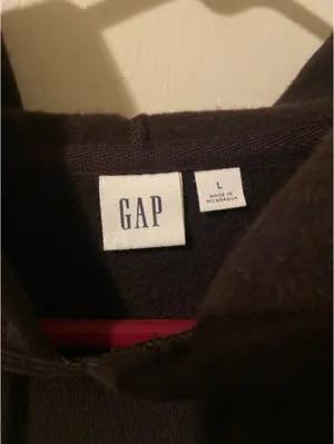 Gap Pullover Sweater thumbnail 2
