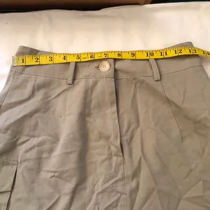 Mint green khaki cargo mini skirt with pockets Measurement in pics thumbnail 2