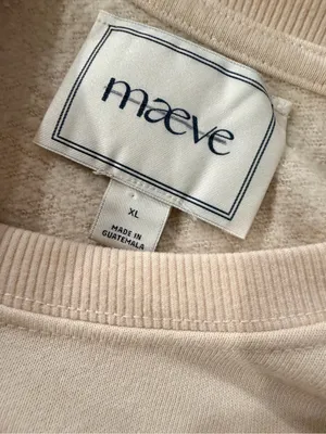 NWOT Maeve Anthropologie Size XL Dog Gift Bow Graphic Sweatshirt Beige Gold thumbnail 8
