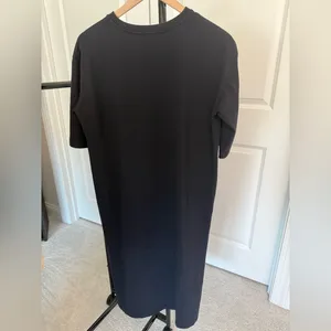 Babaton Black Short-Sleeve Dress thumbnail 2